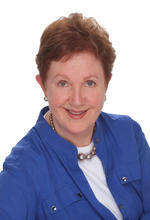 Real Estate Agent Deenee Coolen